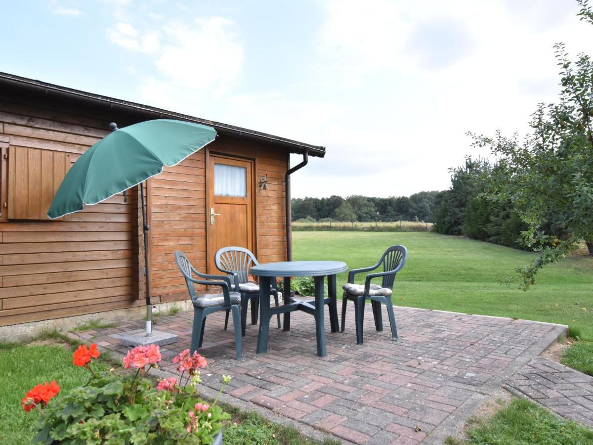 Lovely Bungalow Near Sea In Elmenhorst Kalkhorst Εξωτερικό φωτογραφία